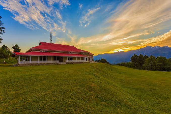 Shogran & Siri Paye